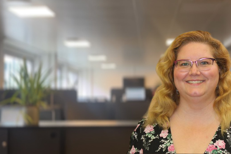 Julie, 25 År I TT